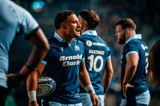 Sione Tuipulotu - pic © Peter Watt