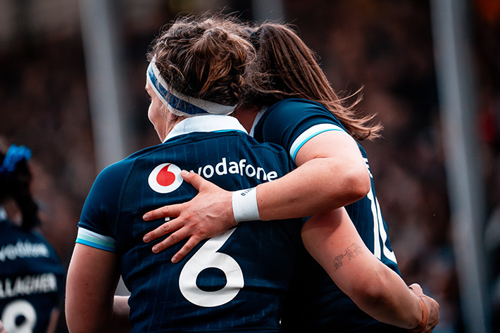 Scotland celebrate - pic © Peter Watt